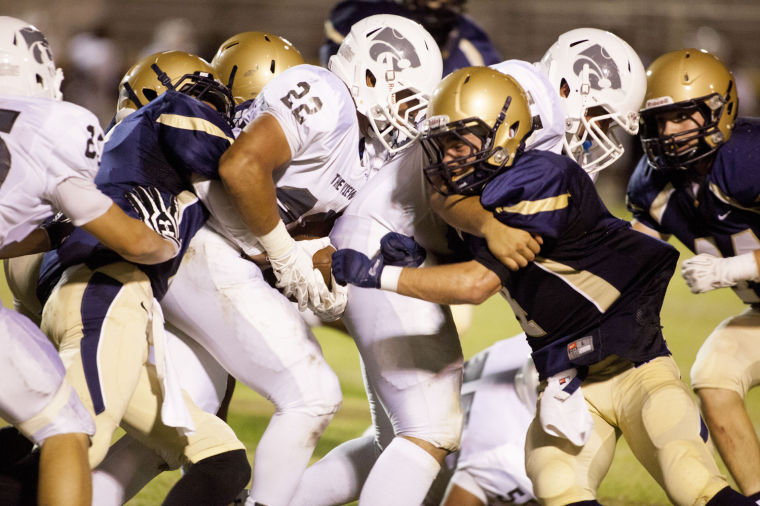 Football: DV vs Mountain View